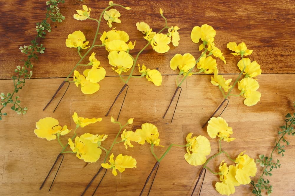 オンシジューム花言葉：可憐・一緒に踊って♪花嫁　髪飾り